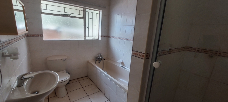 3 Bedroom Property for Sale in Pentagon Park Free State
